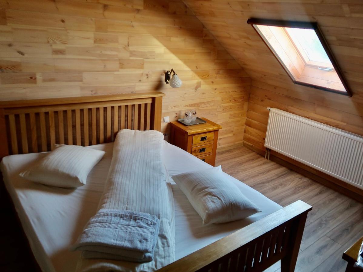 Casa Pop Hotell Săpînţa Eksteriør bilde