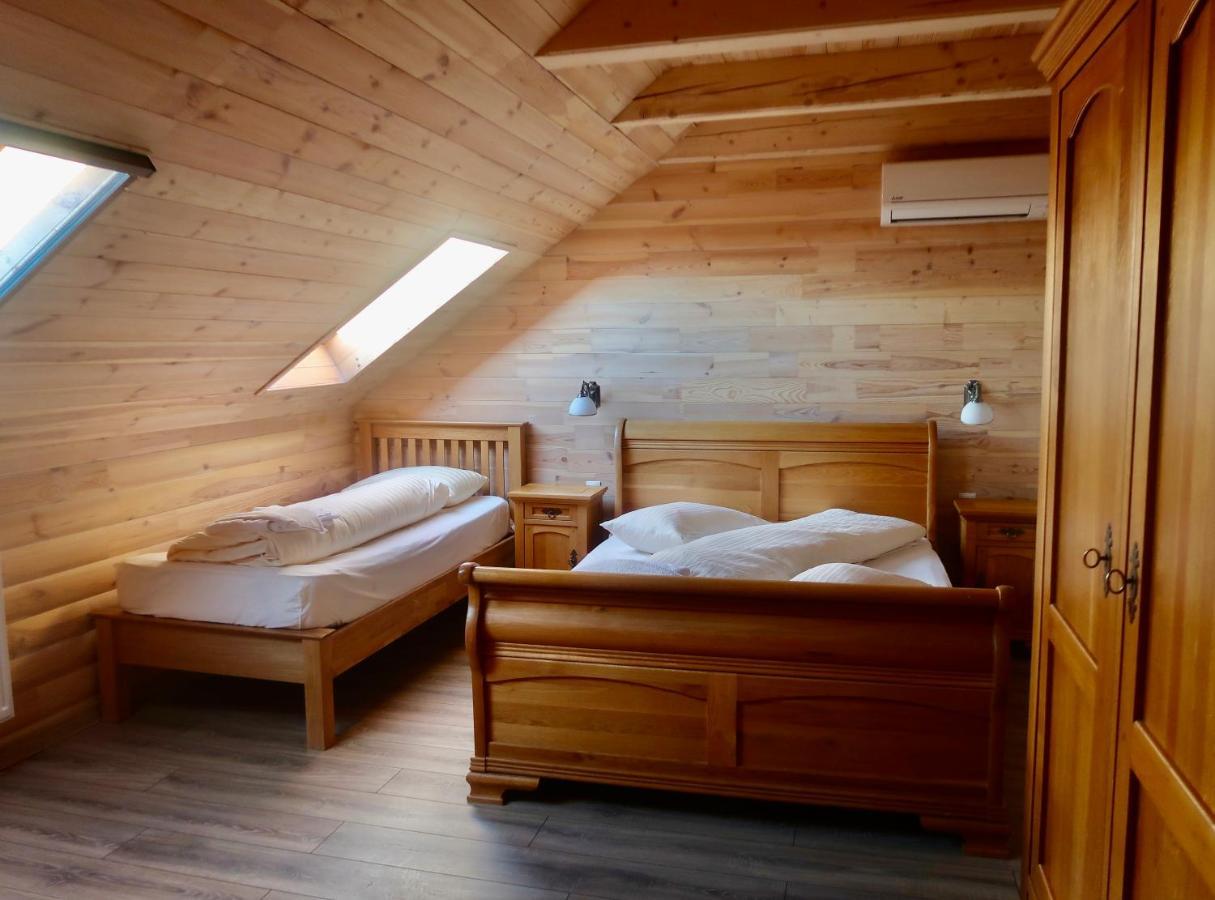 Casa Pop Hotell Săpînţa Eksteriør bilde