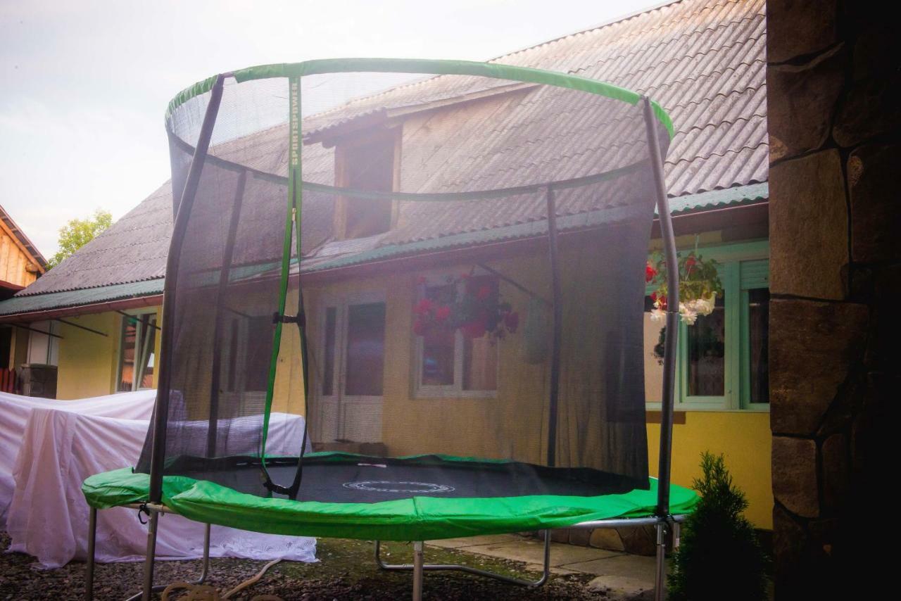 Casa Pop Hotell Săpînţa Eksteriør bilde
