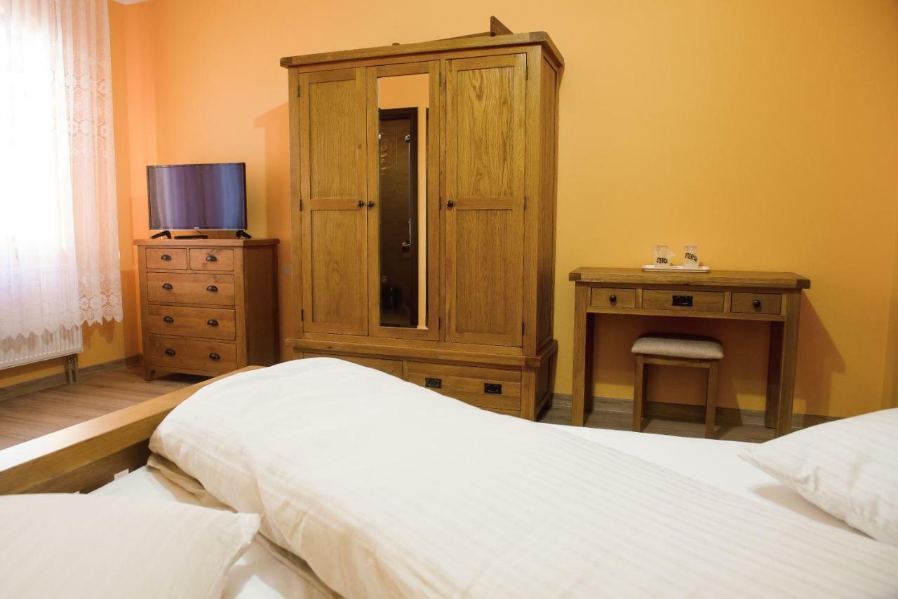 Casa Pop Hotell Săpînţa Eksteriør bilde